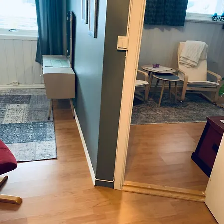 Apartmán Liten Med To Soverom