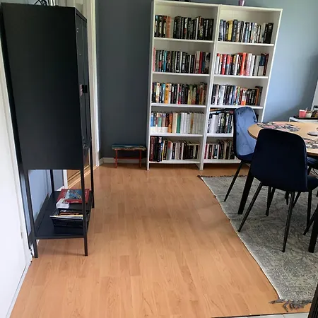 Liten Inkludert Frokost Appartement *