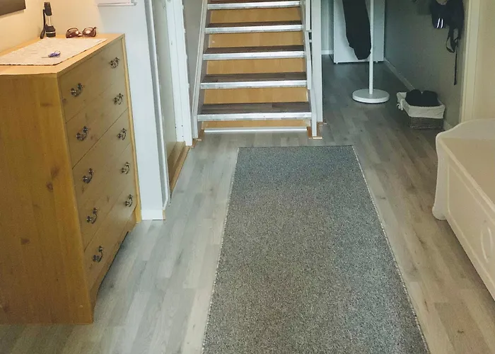 公寓 Liten Med To Soverom *